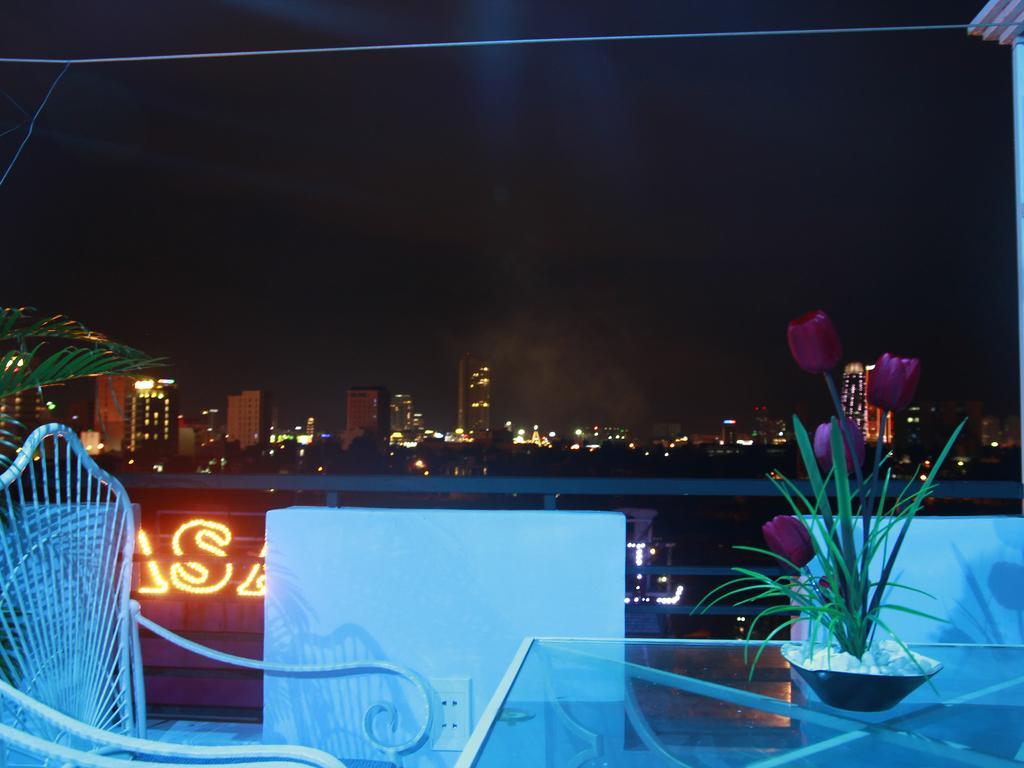 Mayfair Da Nang Hotel Exterior photo