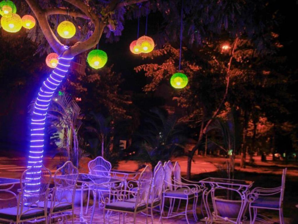 Mayfair Da Nang Hotel Exterior photo